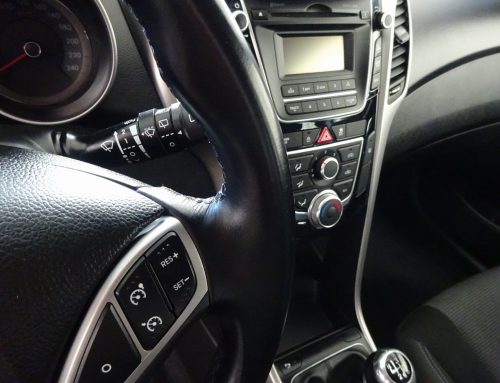 Hyundai i30 – vyčištění látkového interiéru